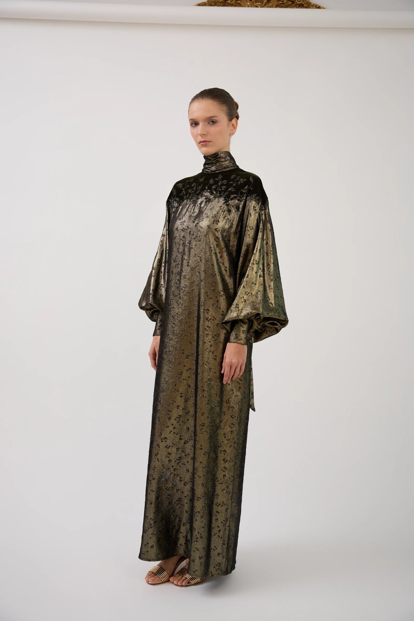 GILDED NOIR