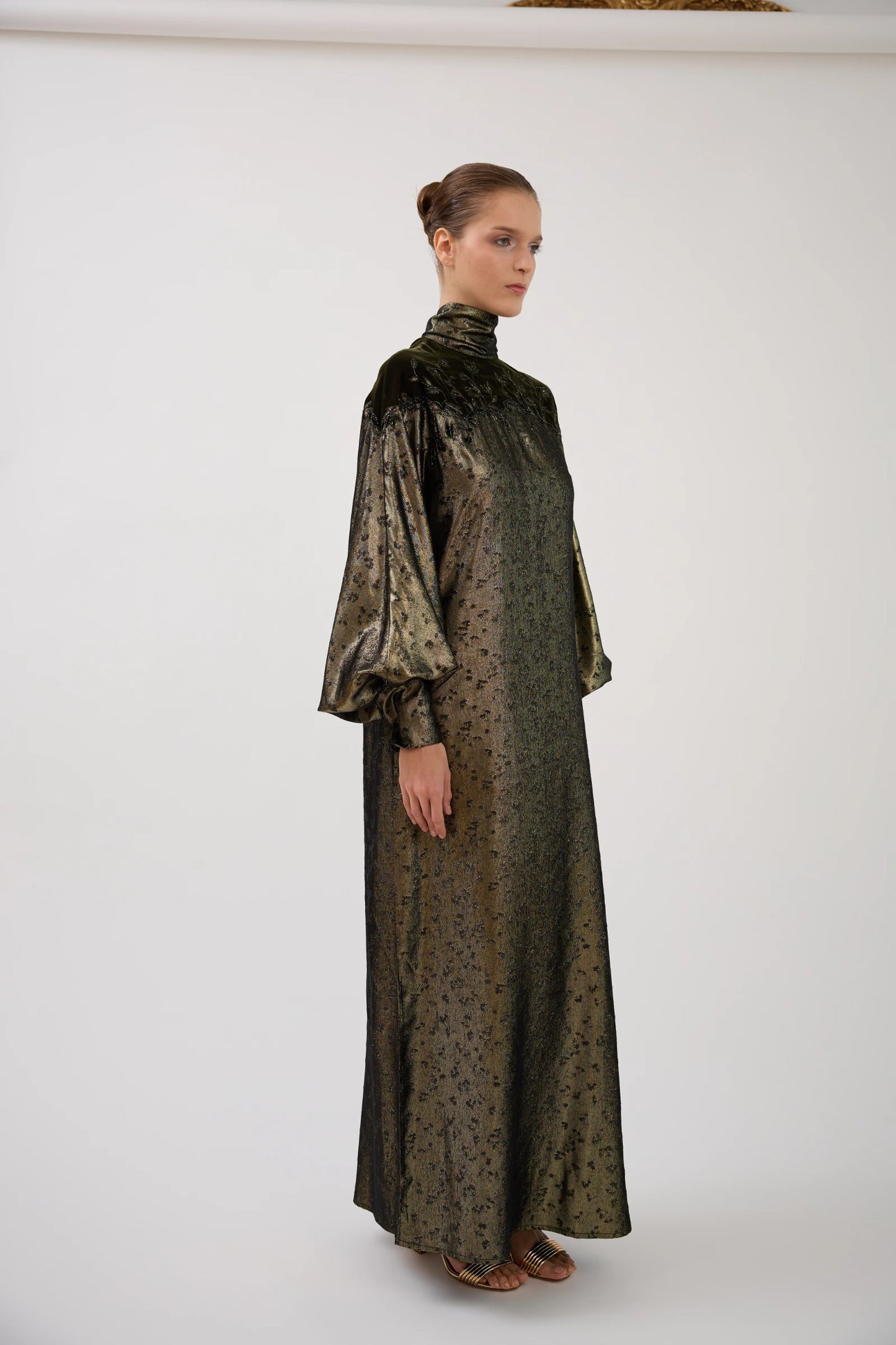 GILDED NOIR