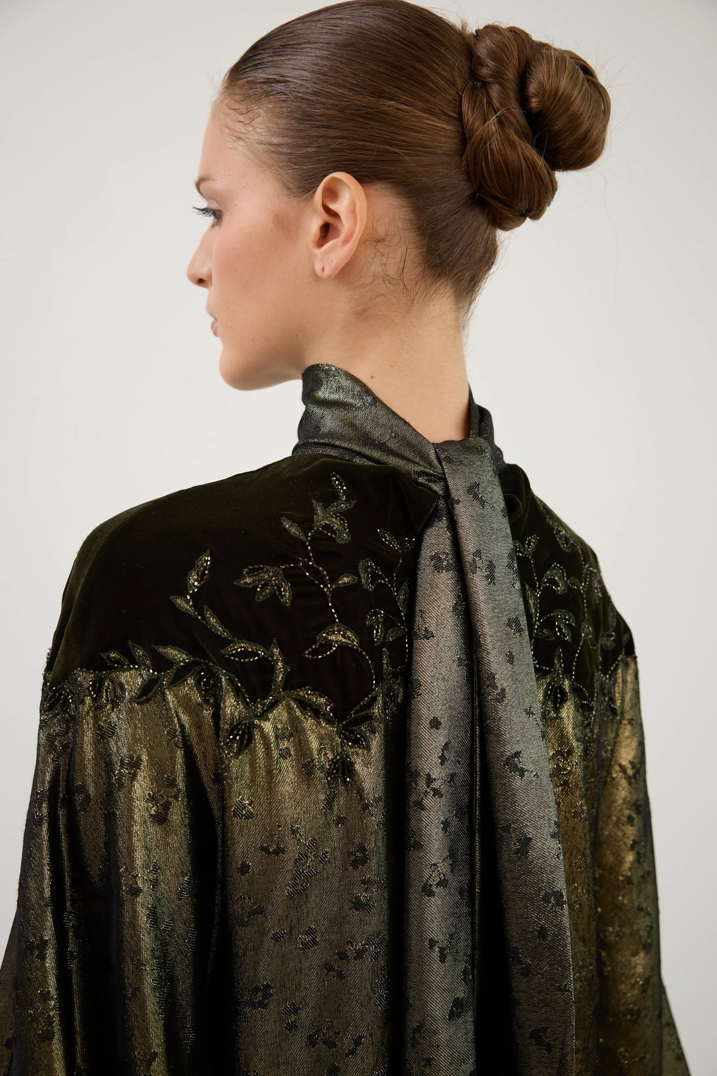 GILDED NOIR